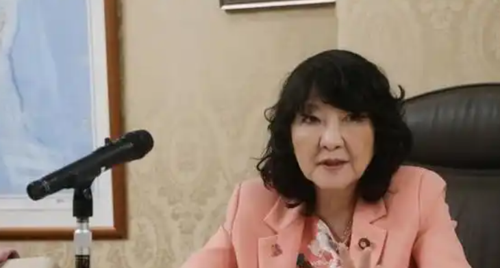 日本财务大臣片山皋月：将继续与市场保持密切