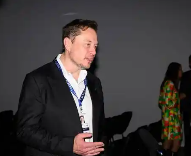 马斯克向OpenAI和微软索赔最高达1340亿美元